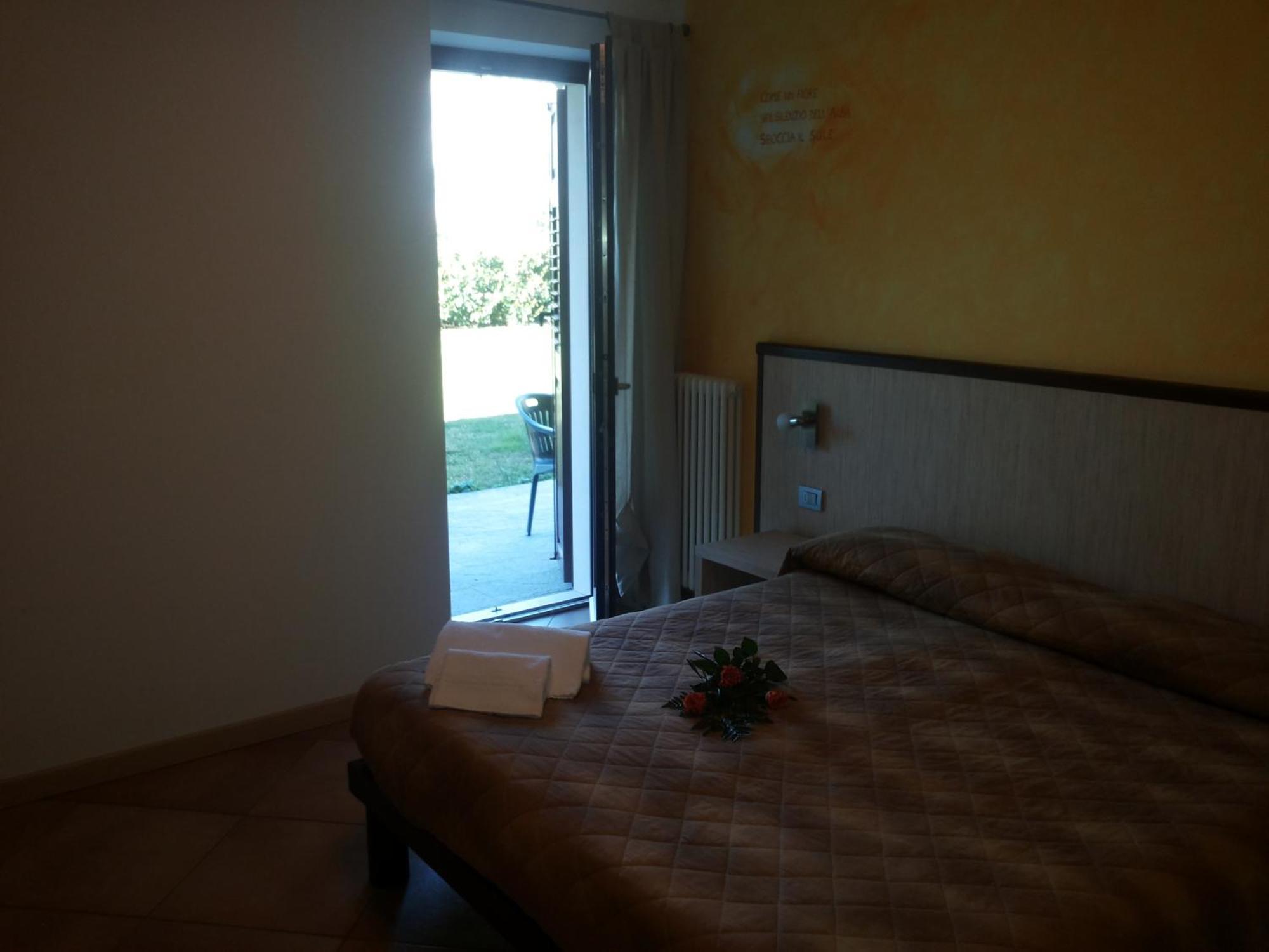 Agritur Arcosole B&B Camping Værelse billede