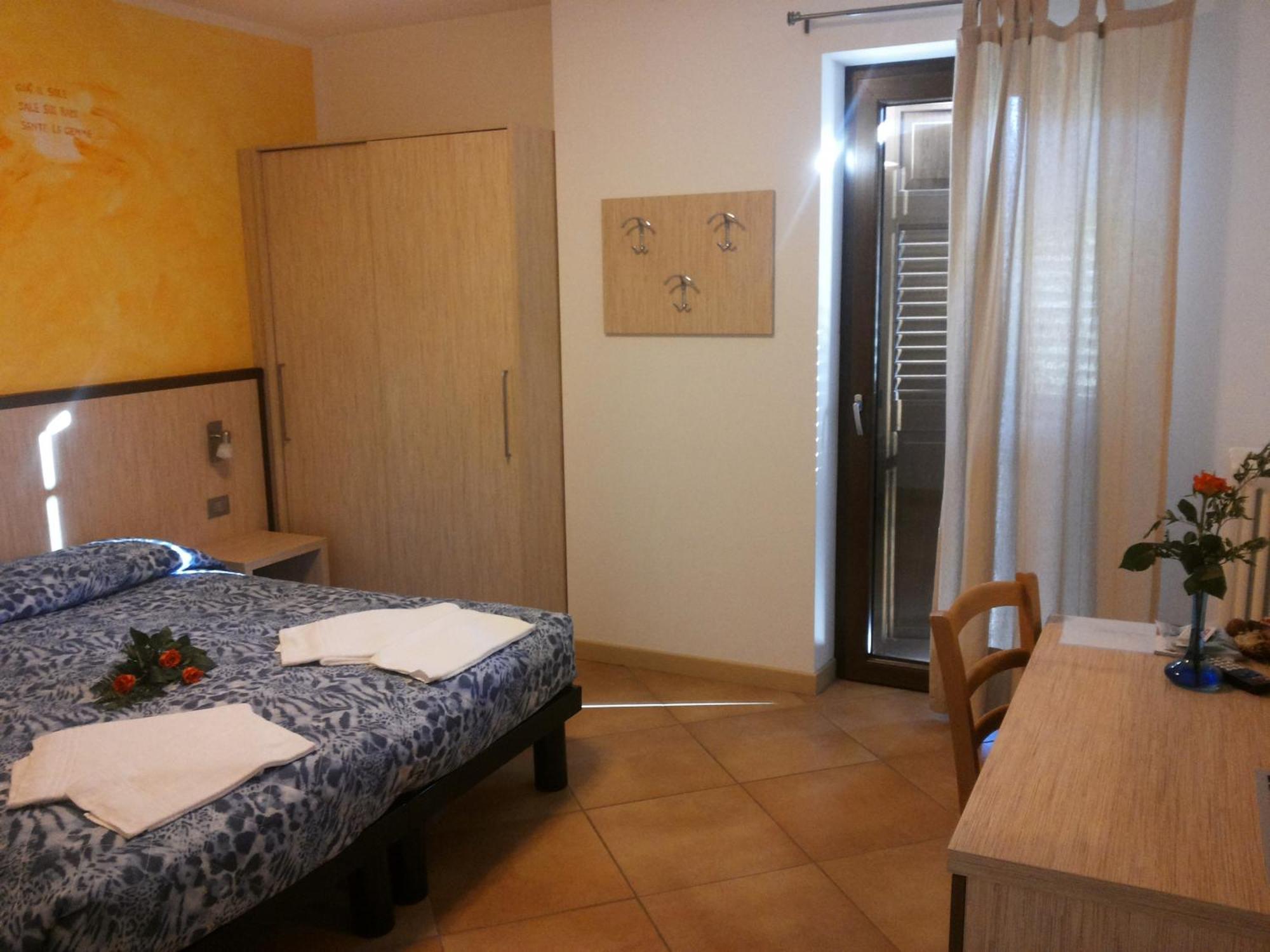 Agritur Arcosole B&B Camping Værelse billede